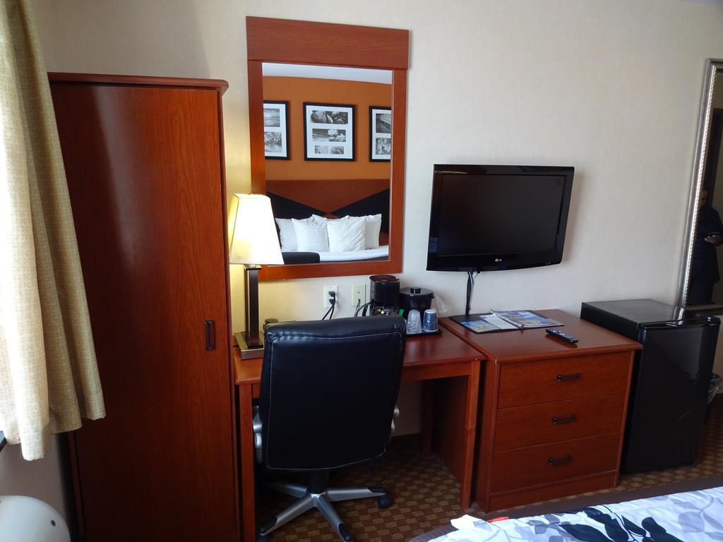 Sleep Inn Brooklyn ニューヨーク 部屋 写真